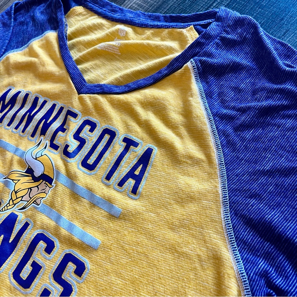 Minnesota Vikings T-Shirt - Picture 3 of 7